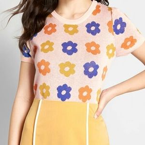 Modcloth Throwback Beauty Short Sleeve Sweater